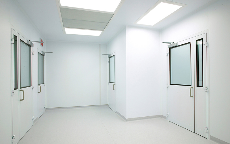 ¿Cómo instalar correctamente un sistema de paneles de pared para salas limpias?